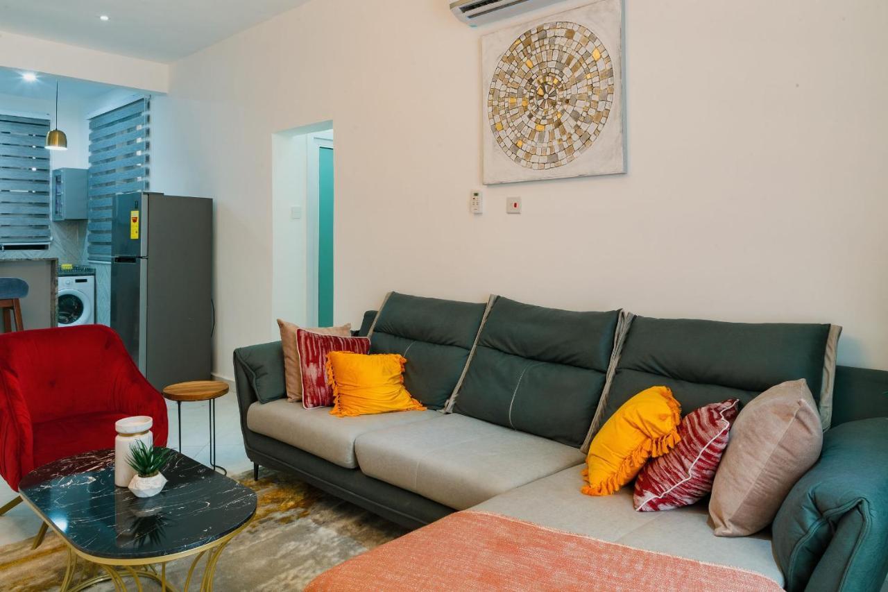 The Avery Apartments At Odomaa Place, East Airport Accra Bagian luar foto
